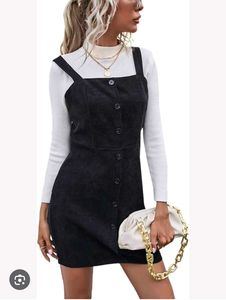 Very Cute N Beautiful Velvet Midi With Top
