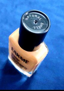 2 Two Lakme Ultimate Glam Foundation (Natural shel