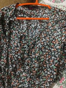 Floral Print Ruched Tie Front Top