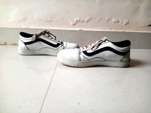 White Sneakers with Black Stripe