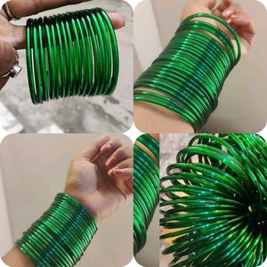 Vibrant Green Glass Bangles