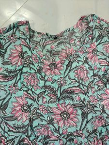 Beautiful Floral Print Feeding Kurta