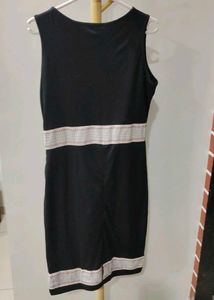 Black Sleevless Bodycon Dress