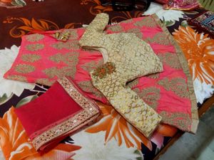 Beautiful Pink & Gold Lehenga Choli Set