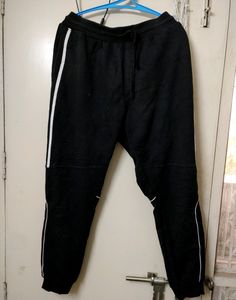 HRX Jogger.