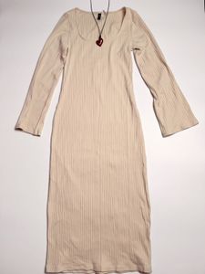 Ribbed Knit Midi Dress