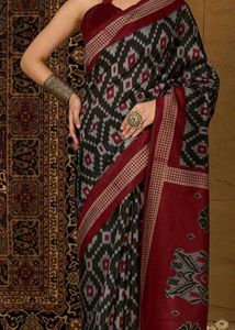 Elegant Ikat Silk  BlendSaree with Blouse Piece