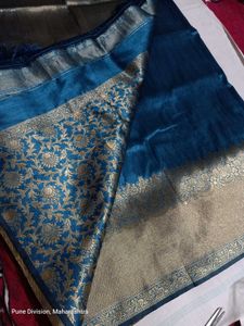 Elegant Teal &amp; Gold Saree