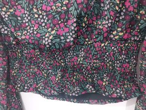 Floral Print Ruched V-Neck Top