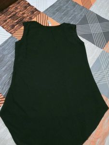 Chic Black Polka Dot Trim Sleeveless Top
