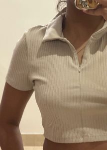 Ribbed Zip-Up Crop Top