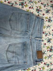 American Eagle Distressed Jeans
