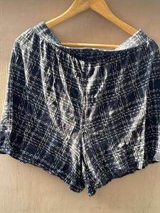 Chic Plaid Shorts