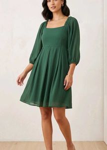 Chic Green Square Neck Dress