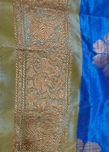 Vibrant Blue Saree with Floral Motif