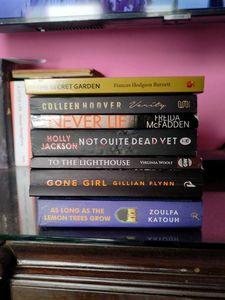 Bundle of 7 Popular Novels