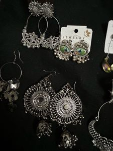 6 pair of new earrings