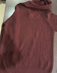 Roadster Knitted Maroon Sweater