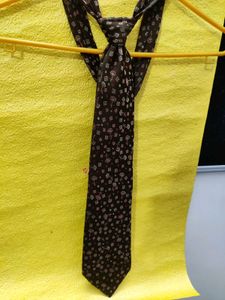 Patterned Brown Necktie, Branded ✨Grab Fast