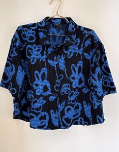 Blue Graphic Print Button-Up Shirt