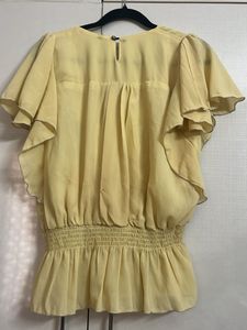 Super comfortable girlish top