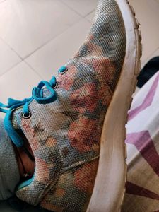 Floral Print Running Shoes