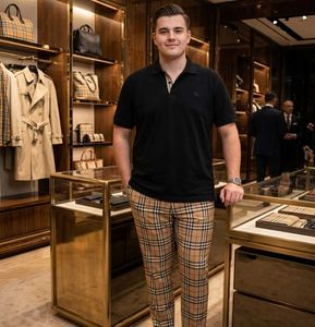 BURBERRY Classic Tshirt