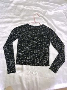 Cute Black &amp; White Floral Long Sleeve Top
