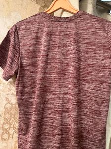 🛍️🛍️🛍️Maroon Patterned Workout T-Shirt,Bust-36