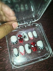 Spider-Man Themed Press-On Nails