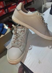 Red Tape Men's Casual Shoes. Like New. No Coins.
