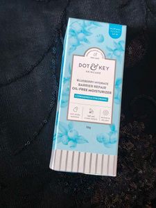 Dot & Key Blueberry Hydrate Oil-Free Moisturizer