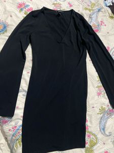 Elegant Black Long Sleeve V-Neck Dress