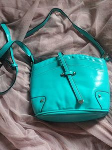 Stylish Teal Crossbody Bag