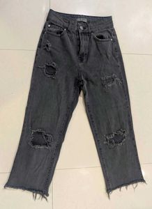 Distressed Straight Leg Jeans