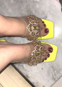 Neon Yellow Embellished heels(Rakhi Sale)