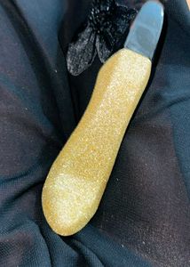 Sparkling Gold Face Scrubber Tool