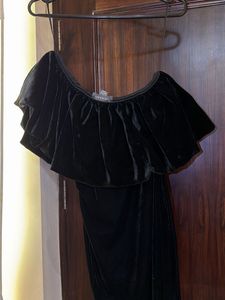 Black Velvet One-Shoulder Dress