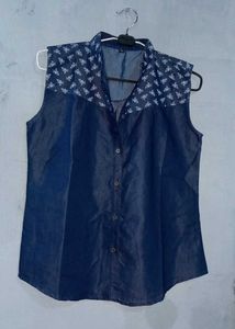 Sleeveless Denim Shirt with Print Detail