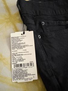 Levi's 711 Skinny Jeans - Black