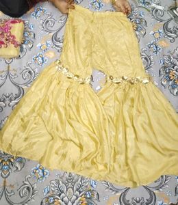 Kurta Gharara Set