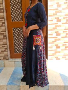 Stylish Navy Blue &amp; Red Kurta