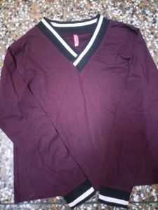 Maroon V-Neck Long Sleeve Top