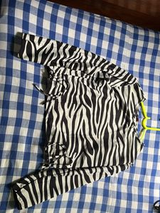 Trendy Women Stripped Top