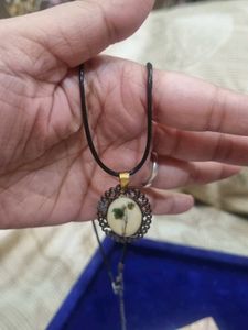 Resin Flower Pendant Necklace