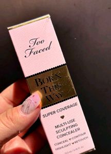 Two faced Born this way concealer -vanilla