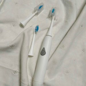 Electric Toothbrush with Extra Heads