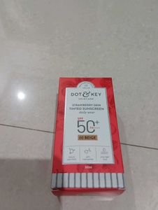 Pack of 4 Dot&amp;Key Tinted Sunscreens
