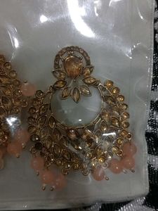 Earrings &amp; Maang Tikka Set