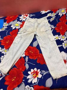 Light Wash Wide Leg Jeans